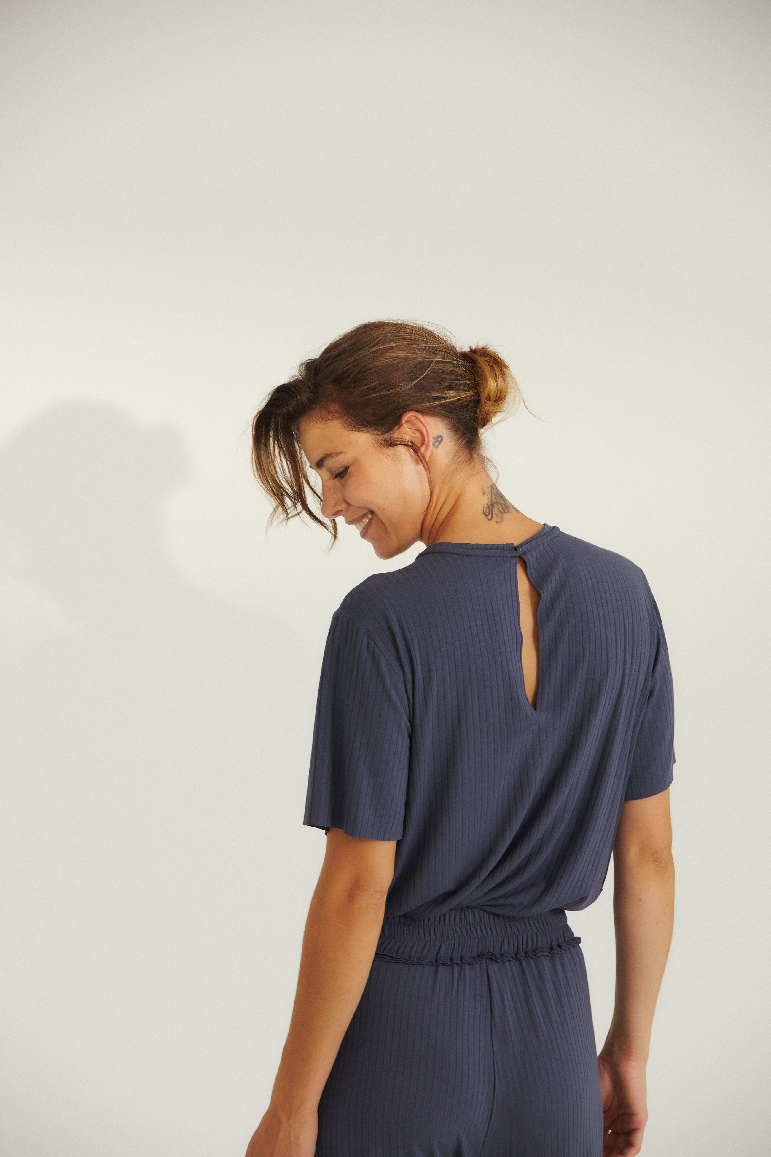 Shirt Boxy Cutout