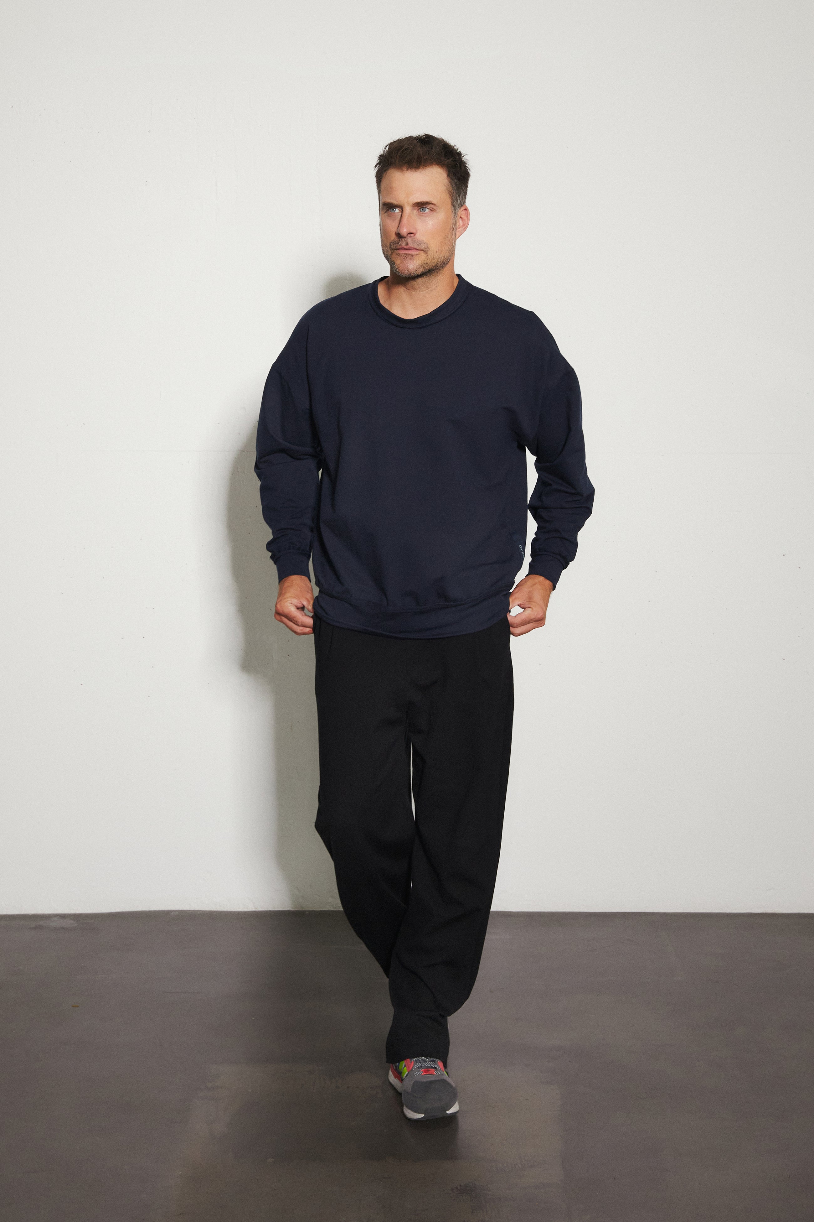 Pullover Sweatshirt loose | LOOK M05
