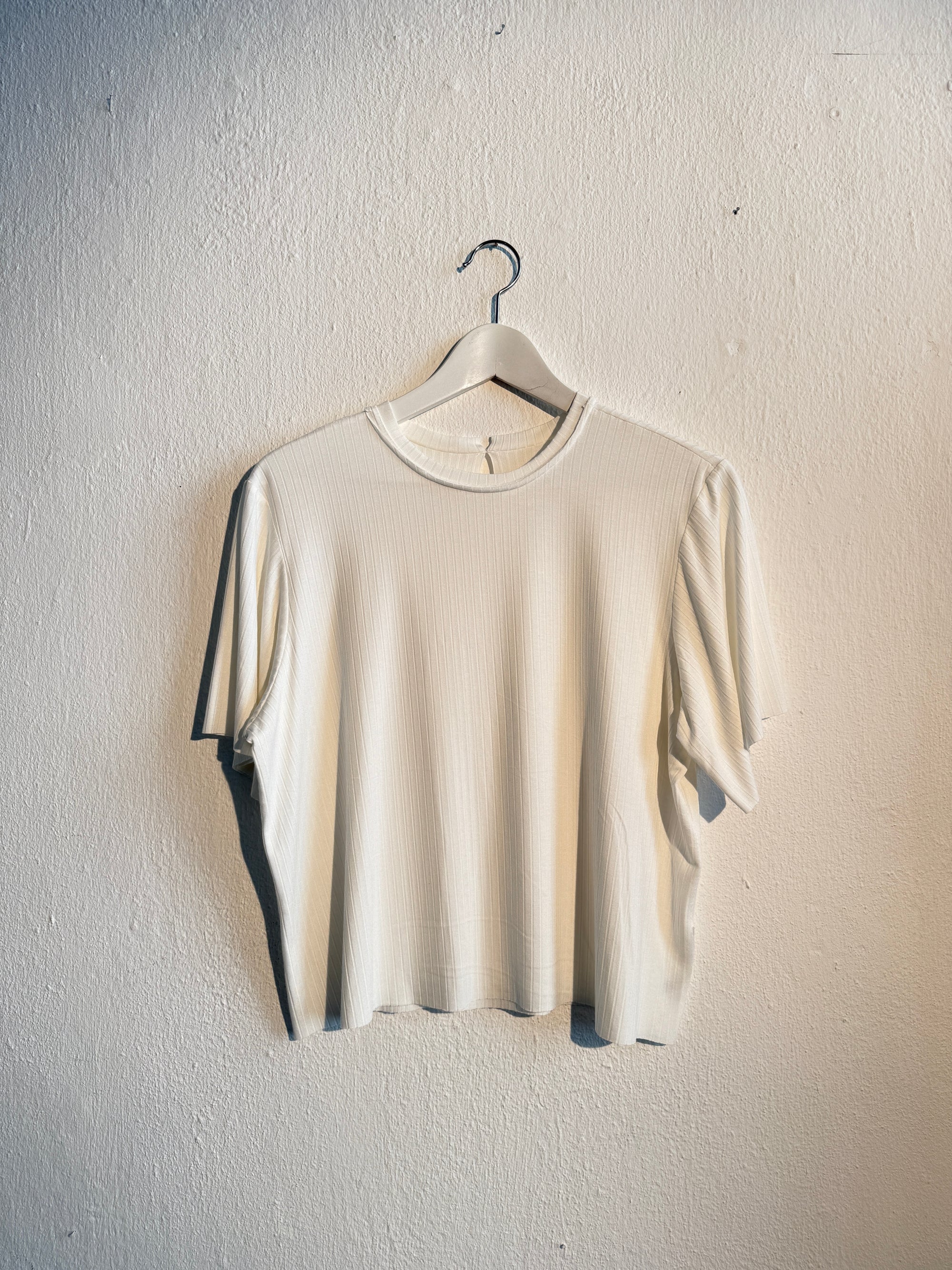 Shirt Boxy Cutout